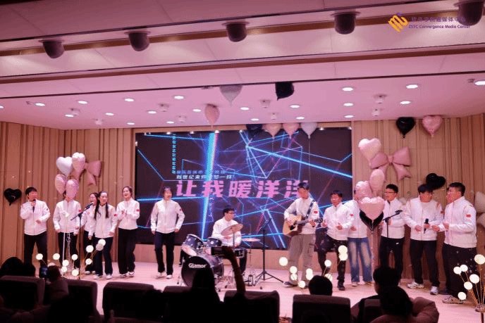 参赛教职工精神饱满