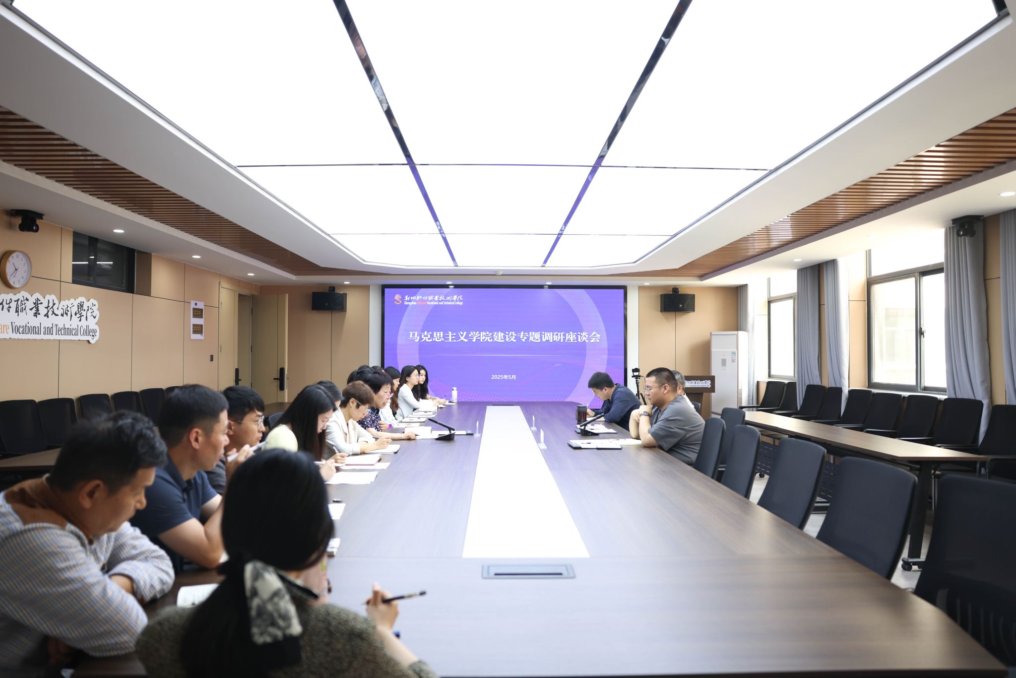 教务处处长王利凯在开班仪式上强调了思