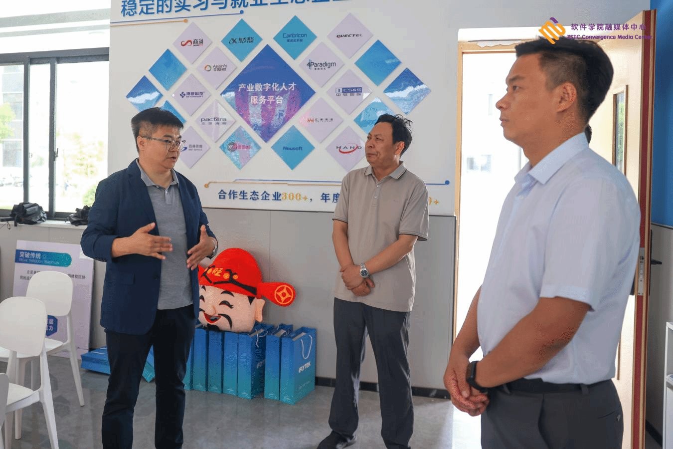 教学副校长王利凯