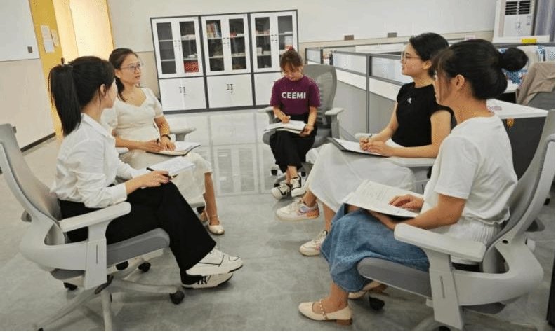 数学教研室组织了一场以“融合共进