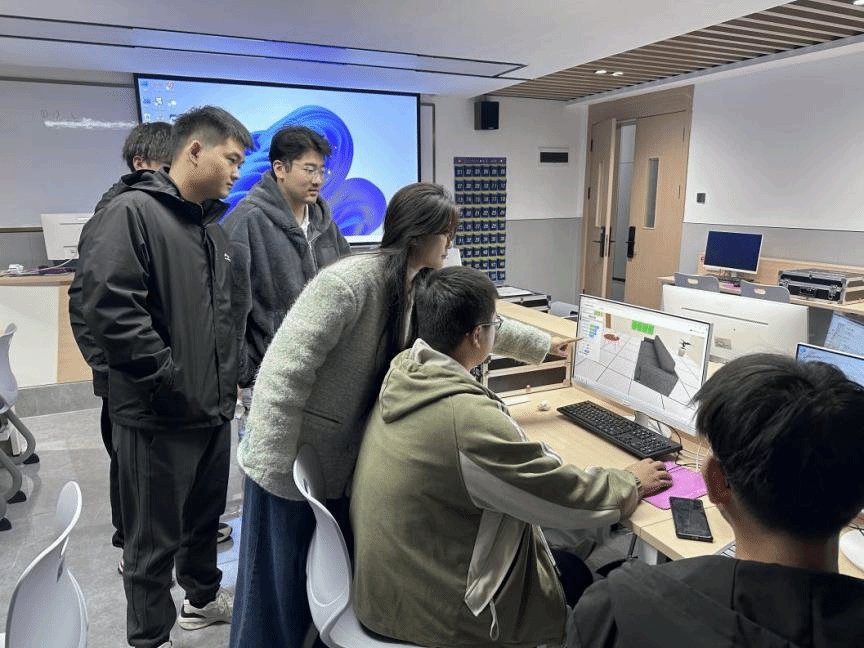 因此这不仅是知识与技能的较量