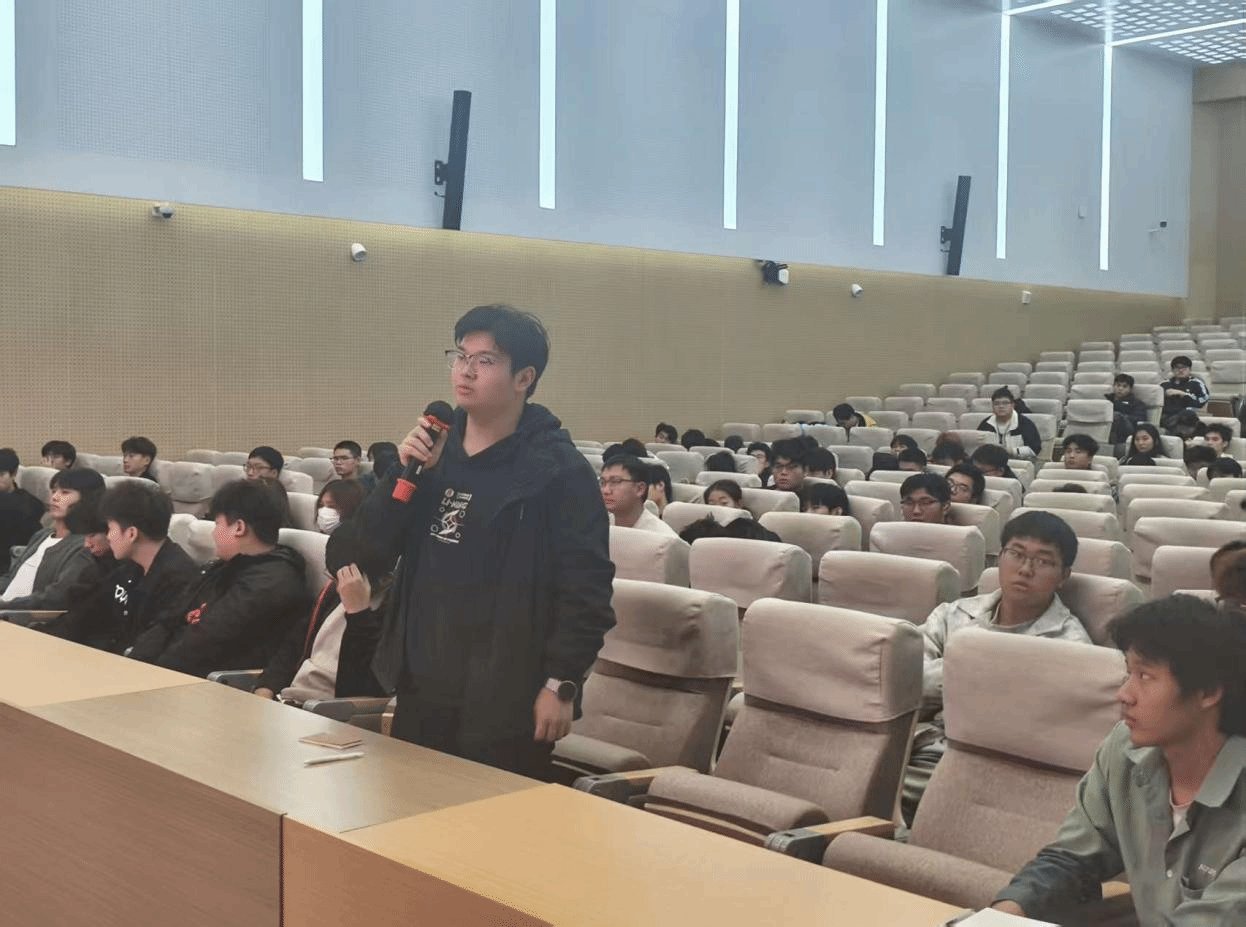 为全面提升教室多媒体设备的管理与维护
