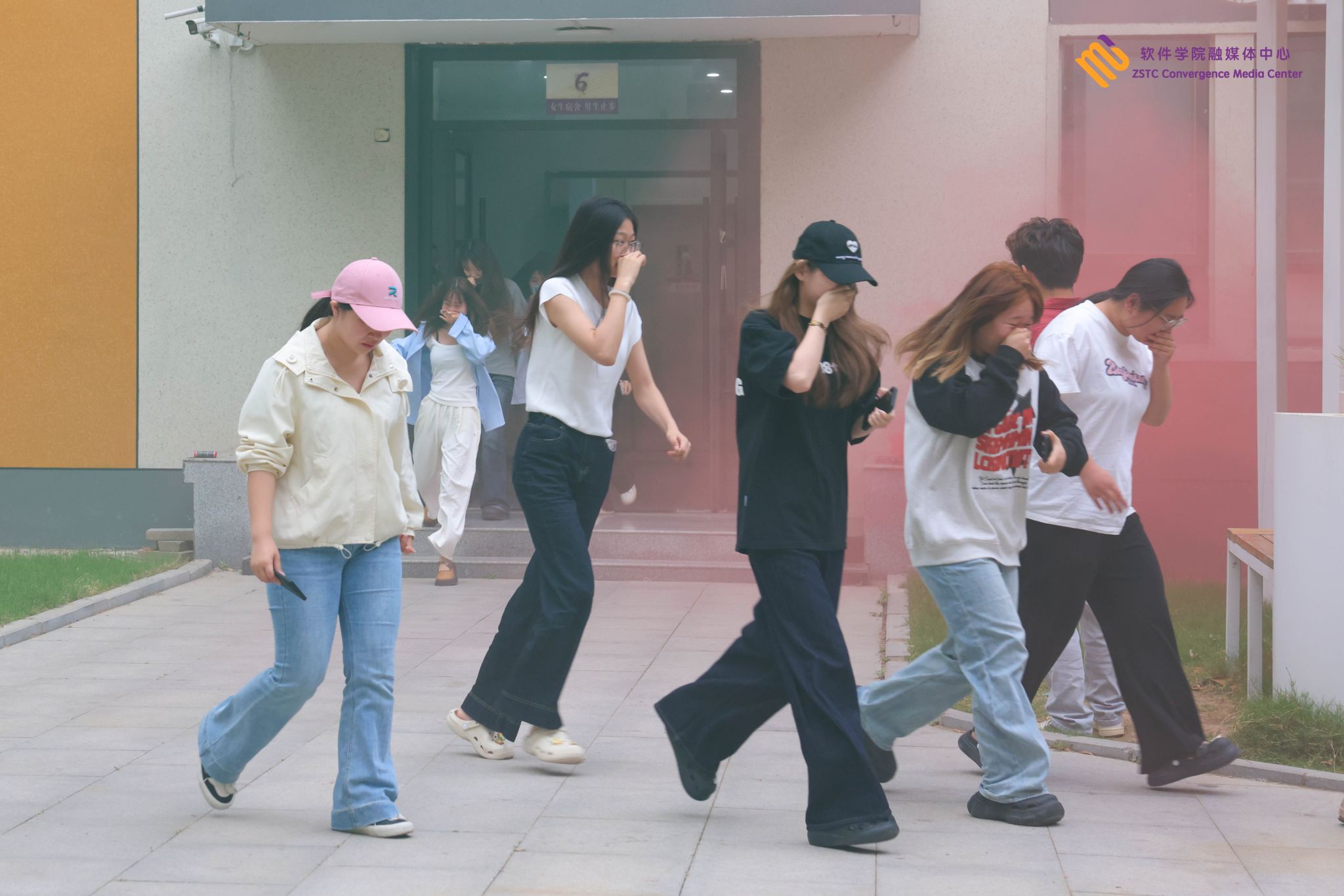 强化突发火情下的应急避险与协同处置能