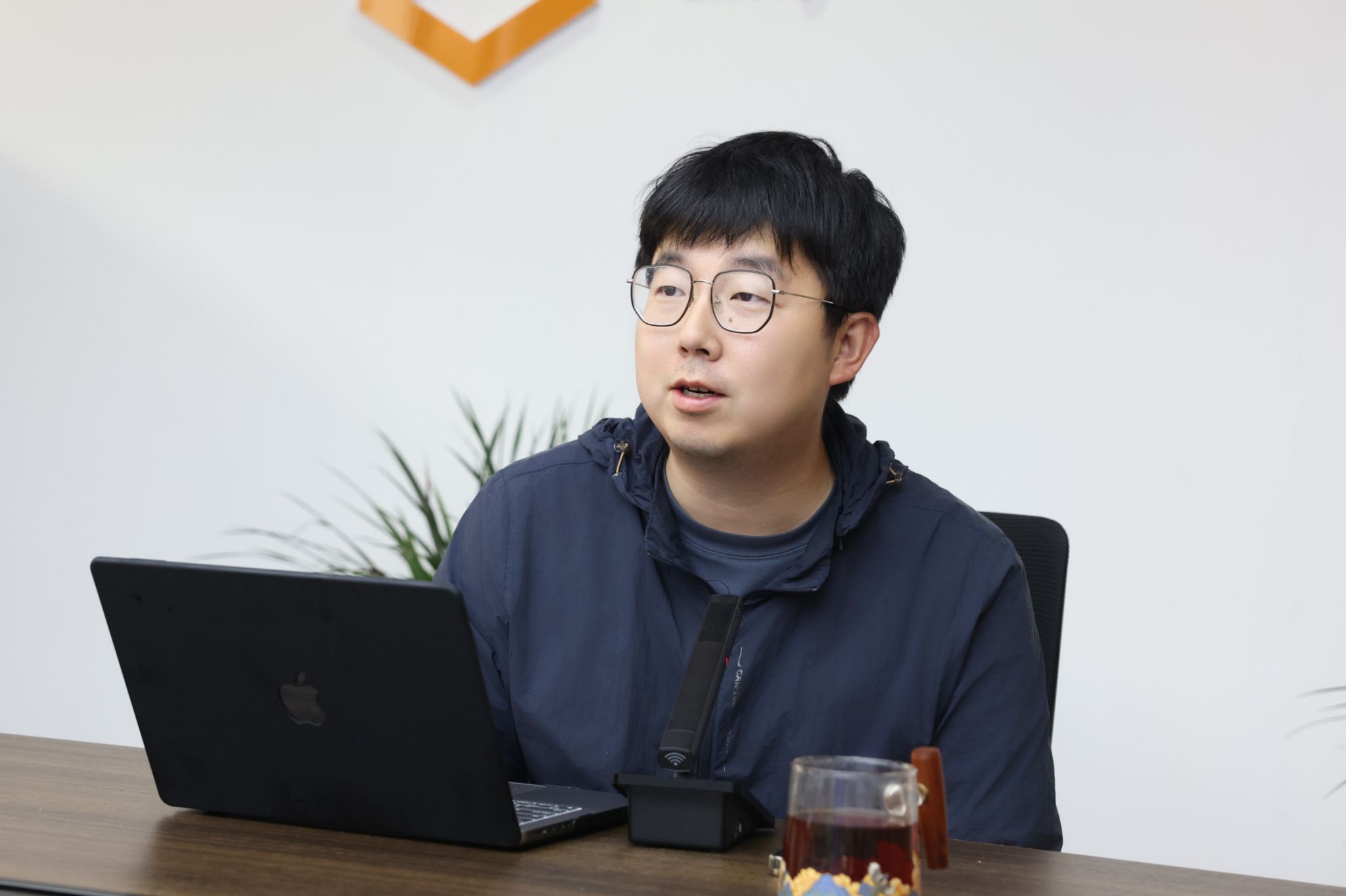 副校长许心思出席并主持会议