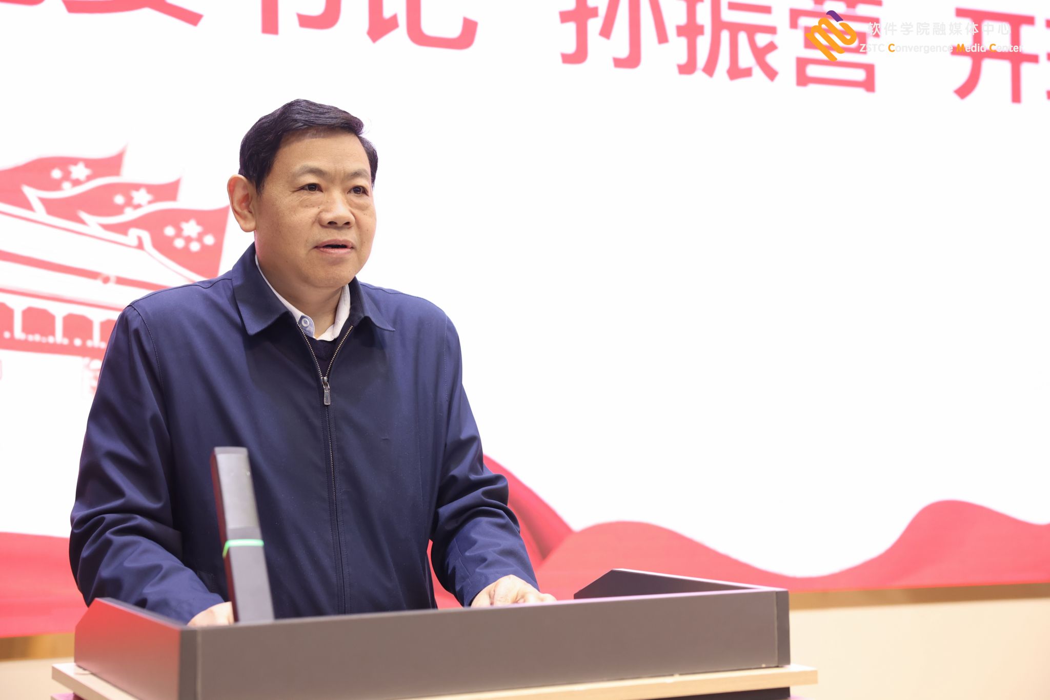 并着力提升入党积极分子的党性修养
