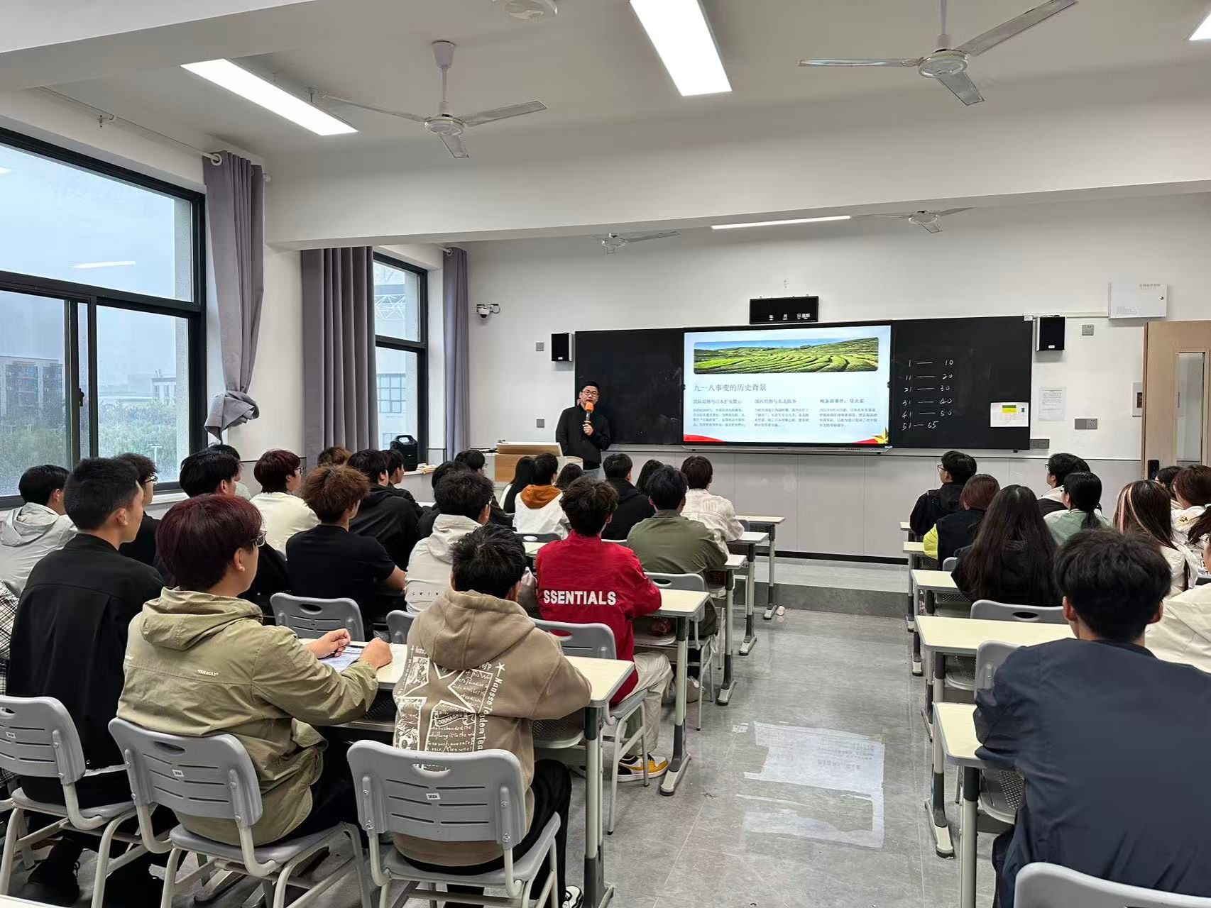 一般来说本次活动旨在引导广大青年美高