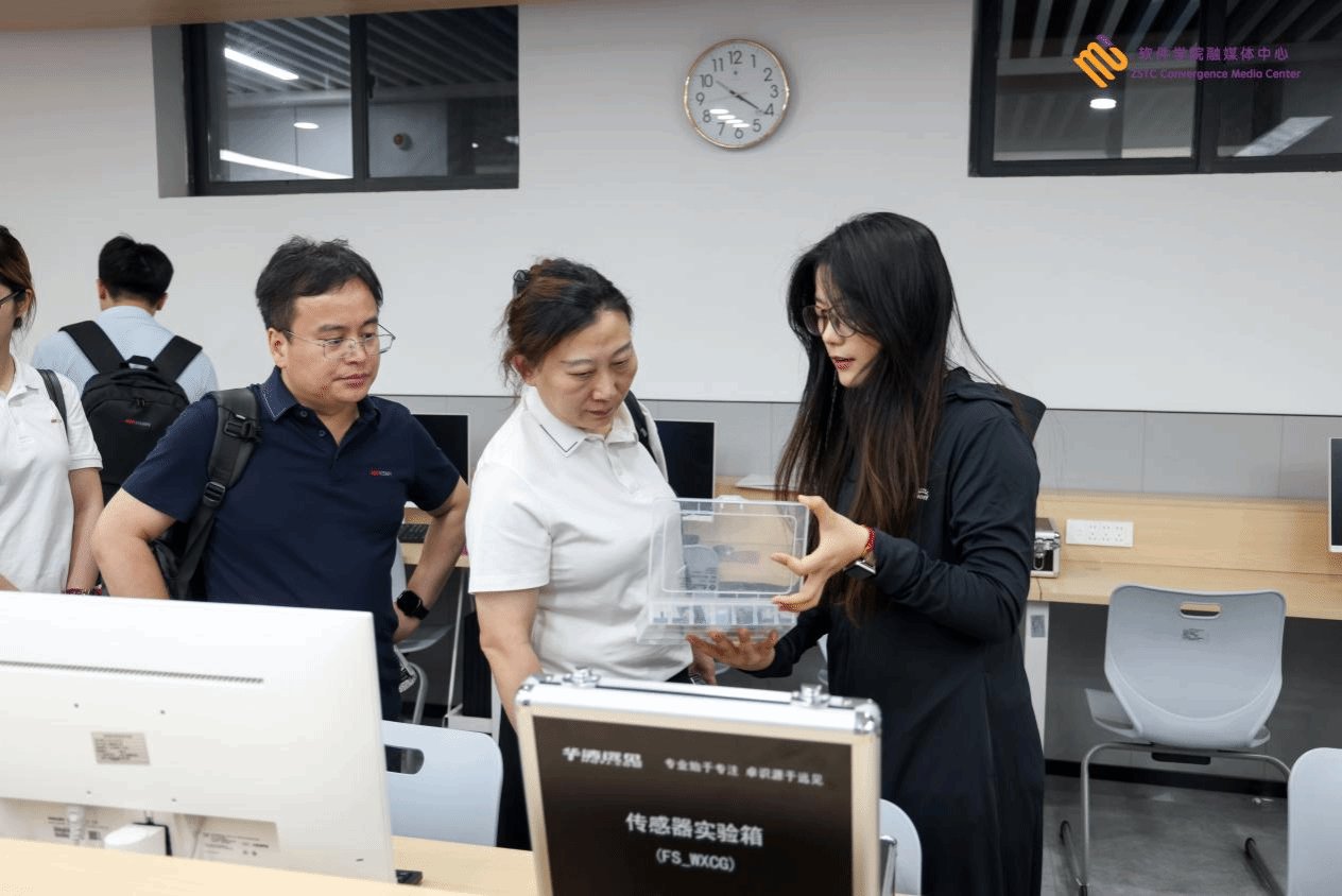 人力资源部招聘经理姜方晨一行莅临美高