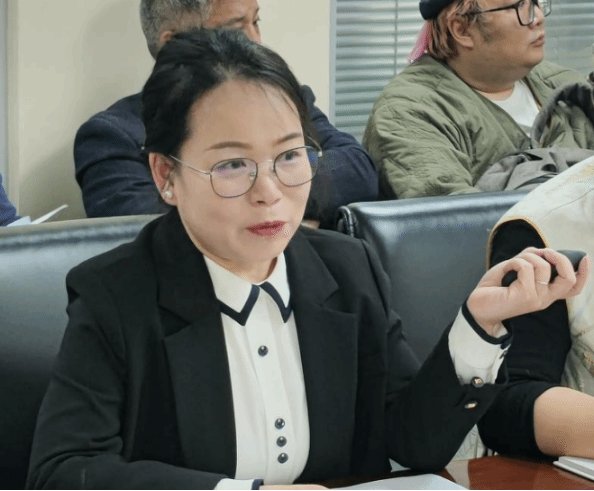 发挥产业与人才协同作用
