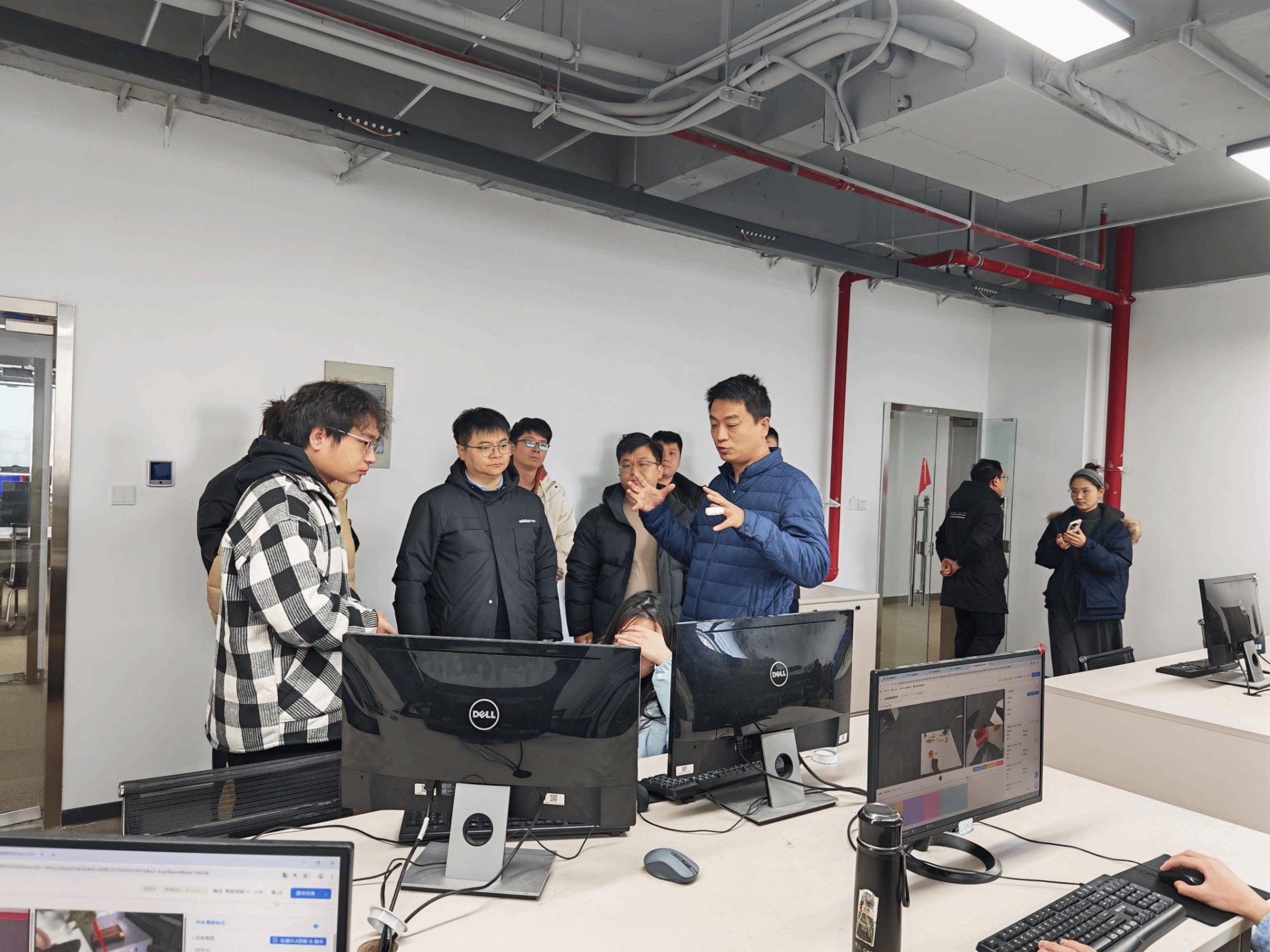 多乐彩app下载总经理袁超热情接待