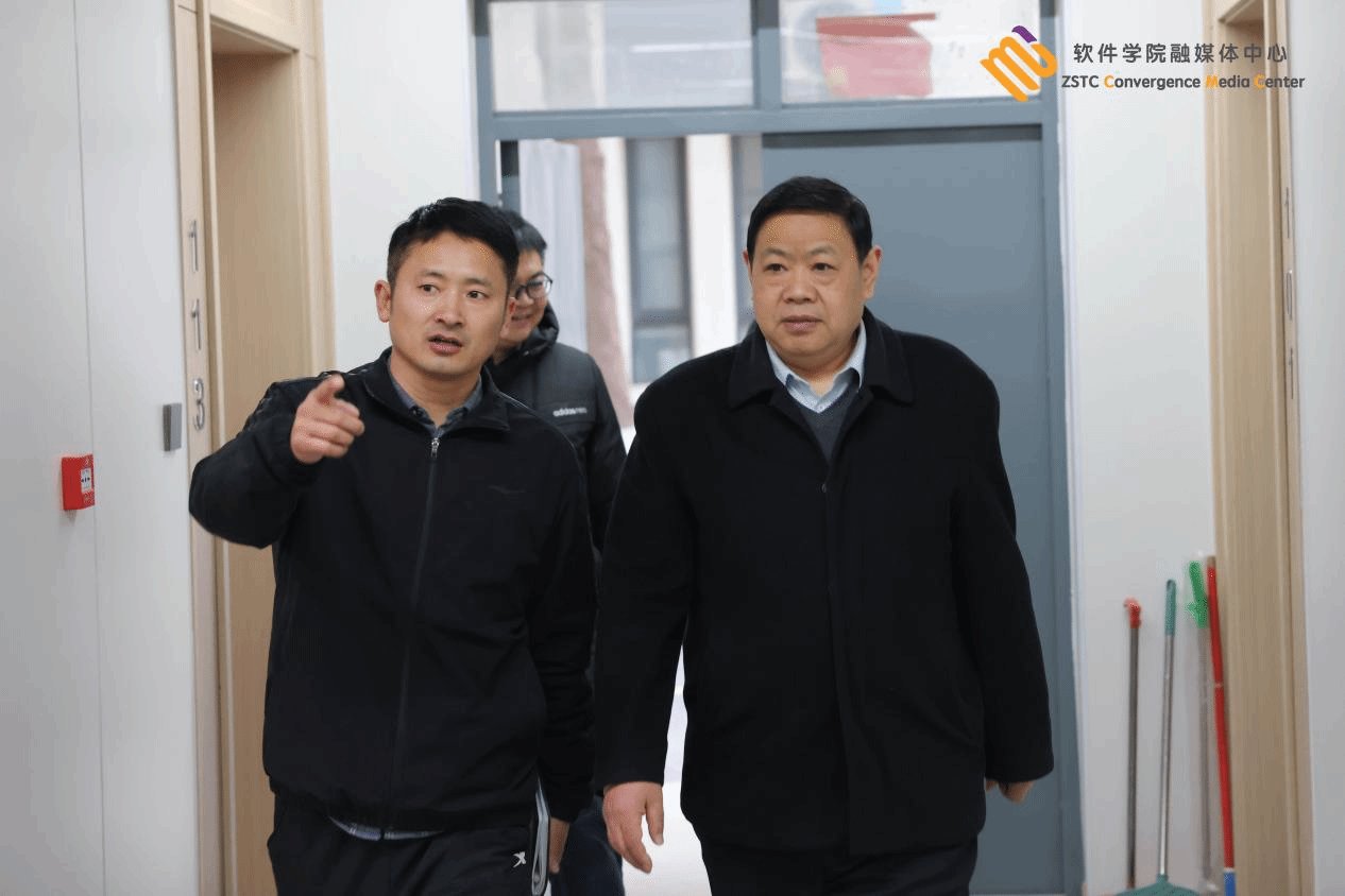 副院长许心思出席会议
