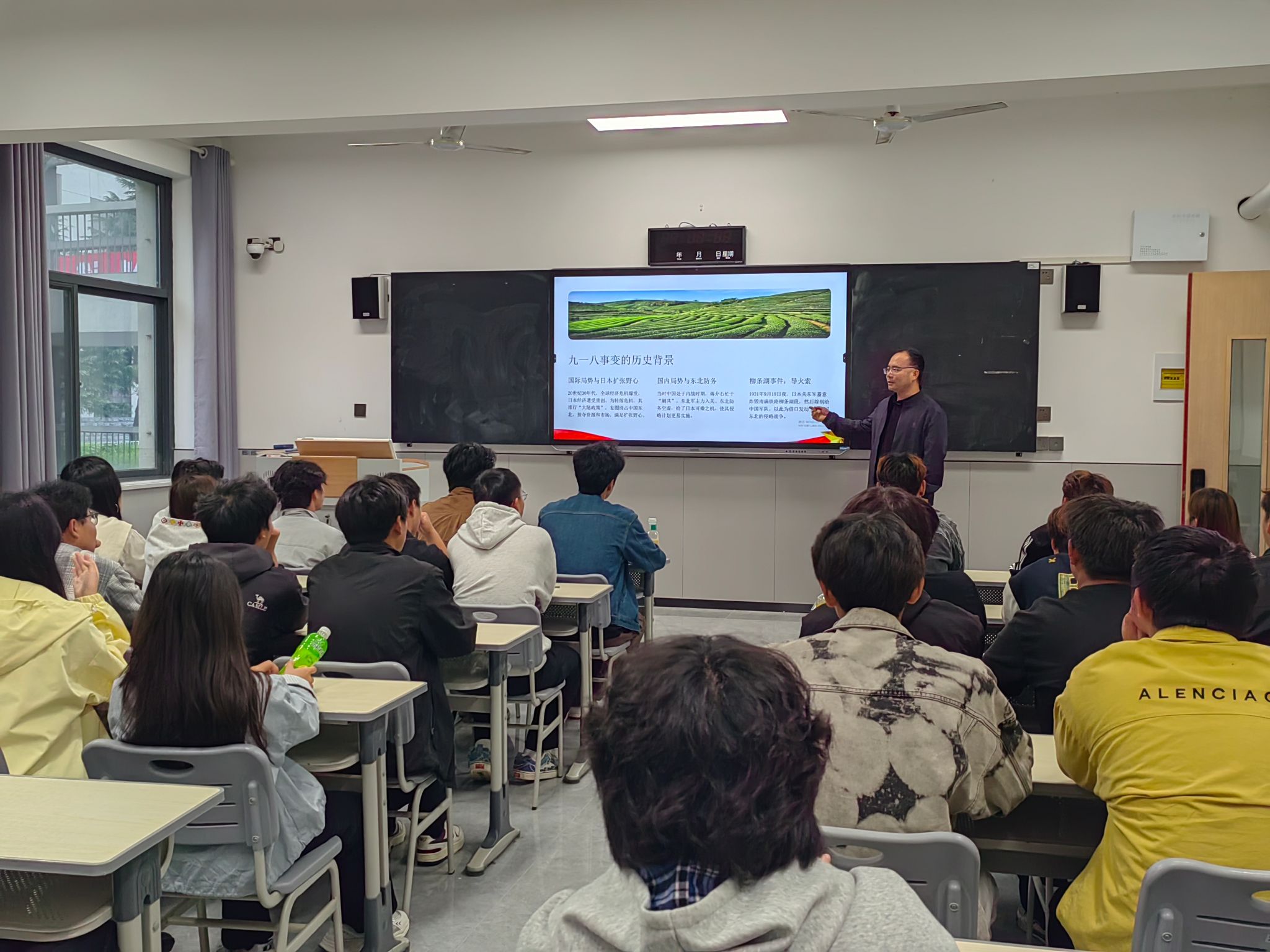 美高美游戏注册就送组织各班级开展了以