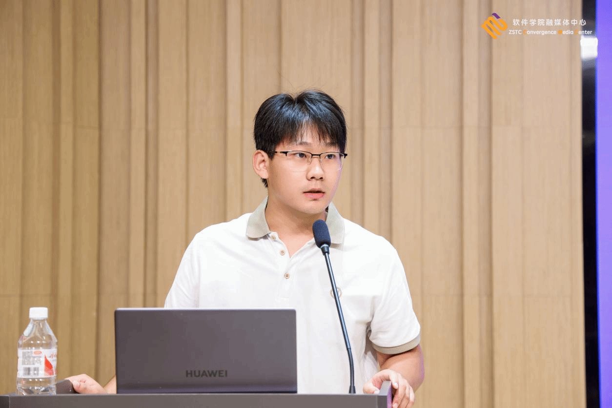 并对新进辅导员表示热烈欢迎