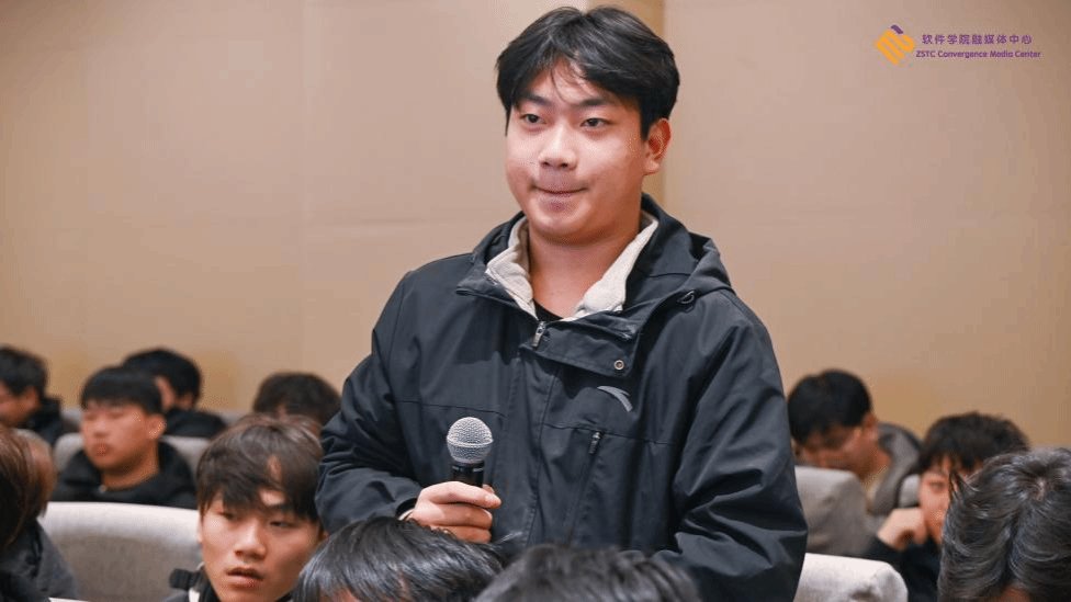 16日下午