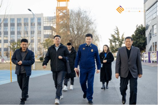 多乐彩官网首页人员是否熟练操作设备